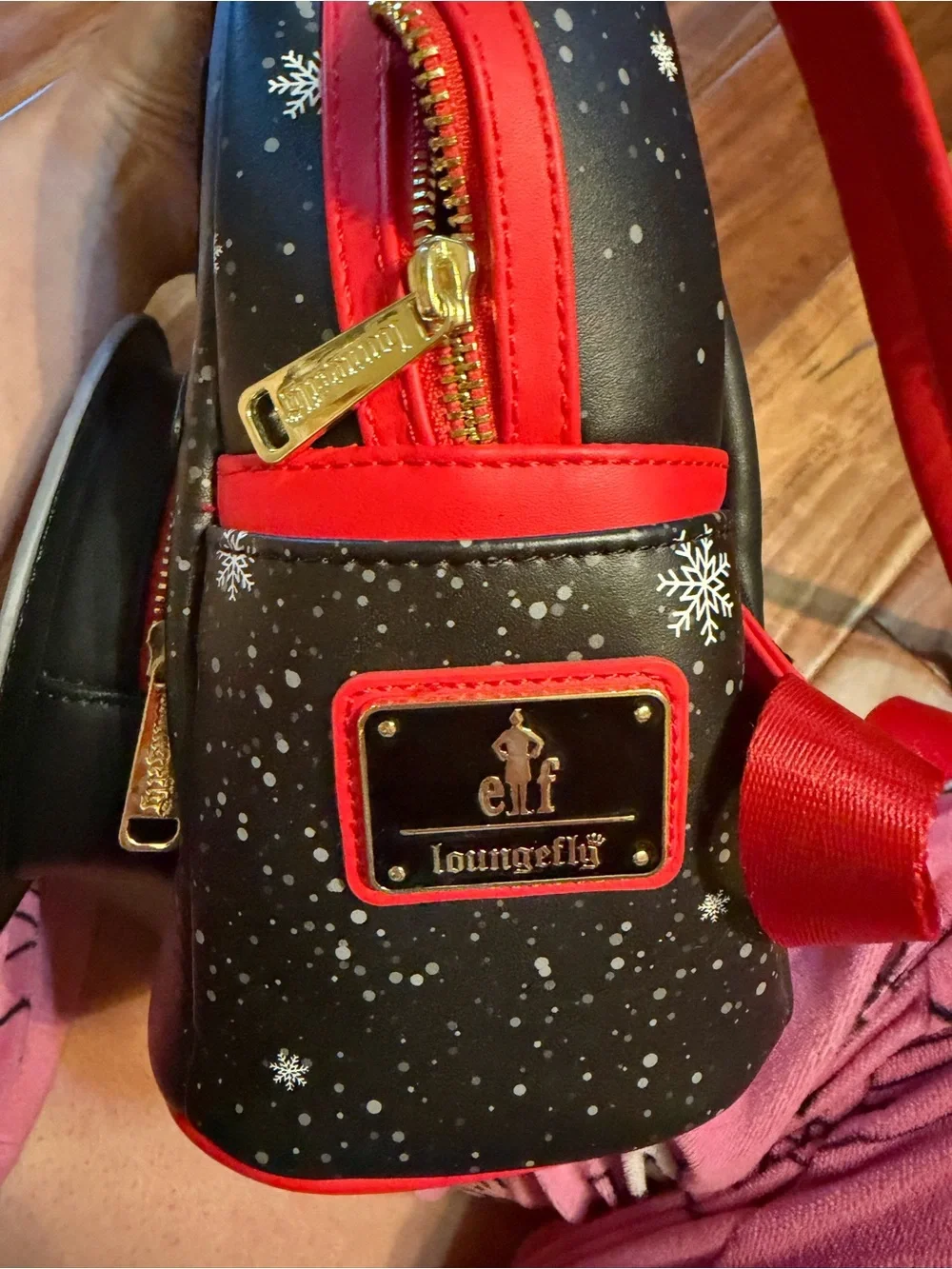 Loungefly elf clausometer